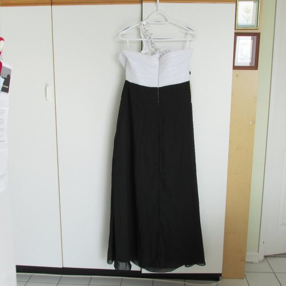 Grace Karin B&W Long Gown Rhinestones One Strap NYE Size 12 - Picture 6 of 10